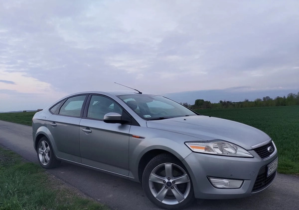 Ford Mondeo cena 21900 przebieg: 262000, rok produkcji 2007 z Czyżew małe 326